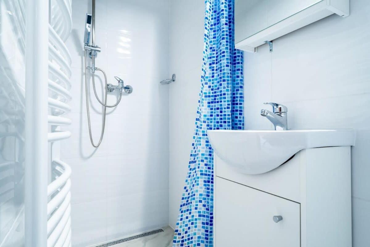 Modern Intimate Studio In The Center Budapeste Exterior foto